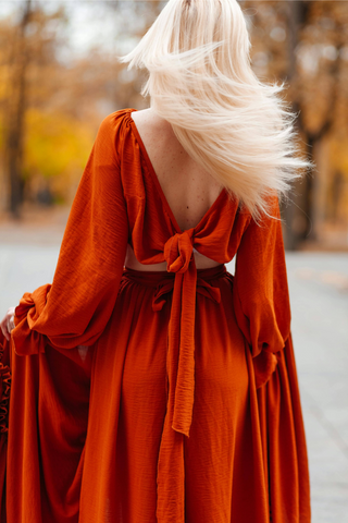 DRESSES/SKIRTS
