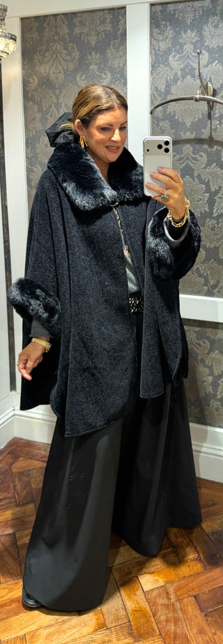 Tess- Poncho/Coat-Black