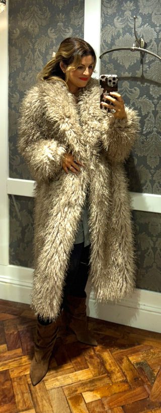 Maddie- Fur Long Coat - Beige/Brown