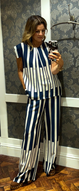 Alfa 2 piece Co-ord - Navy/Cream