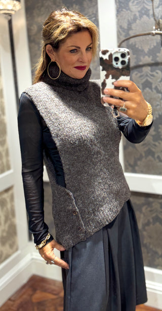 Nu Agnes Buttoned Vest Knit 