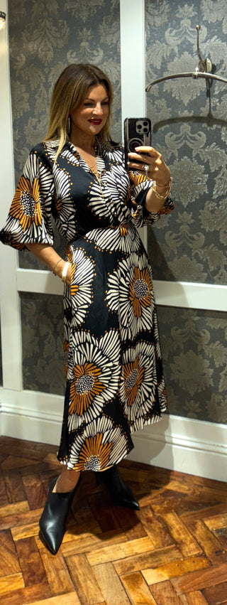 Fusion - Traffic People Dress