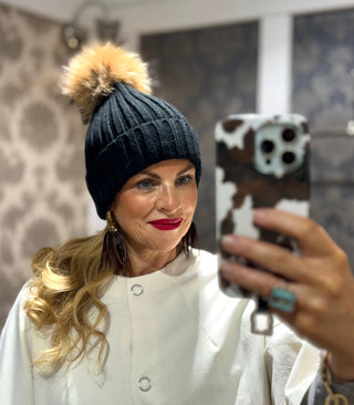 Cable Knit Bobble Hat - Black