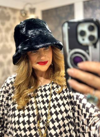 Leanor Reversible Hat - Black