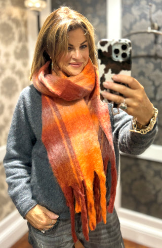 Pattern Wooly Scarf- Red and Orange