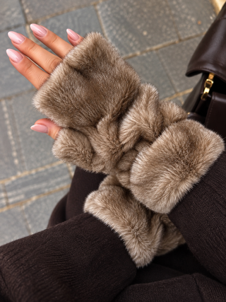 Teddy Fingerless Fur glove - Brown