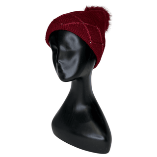 Red Beanie -Bobble-Gem