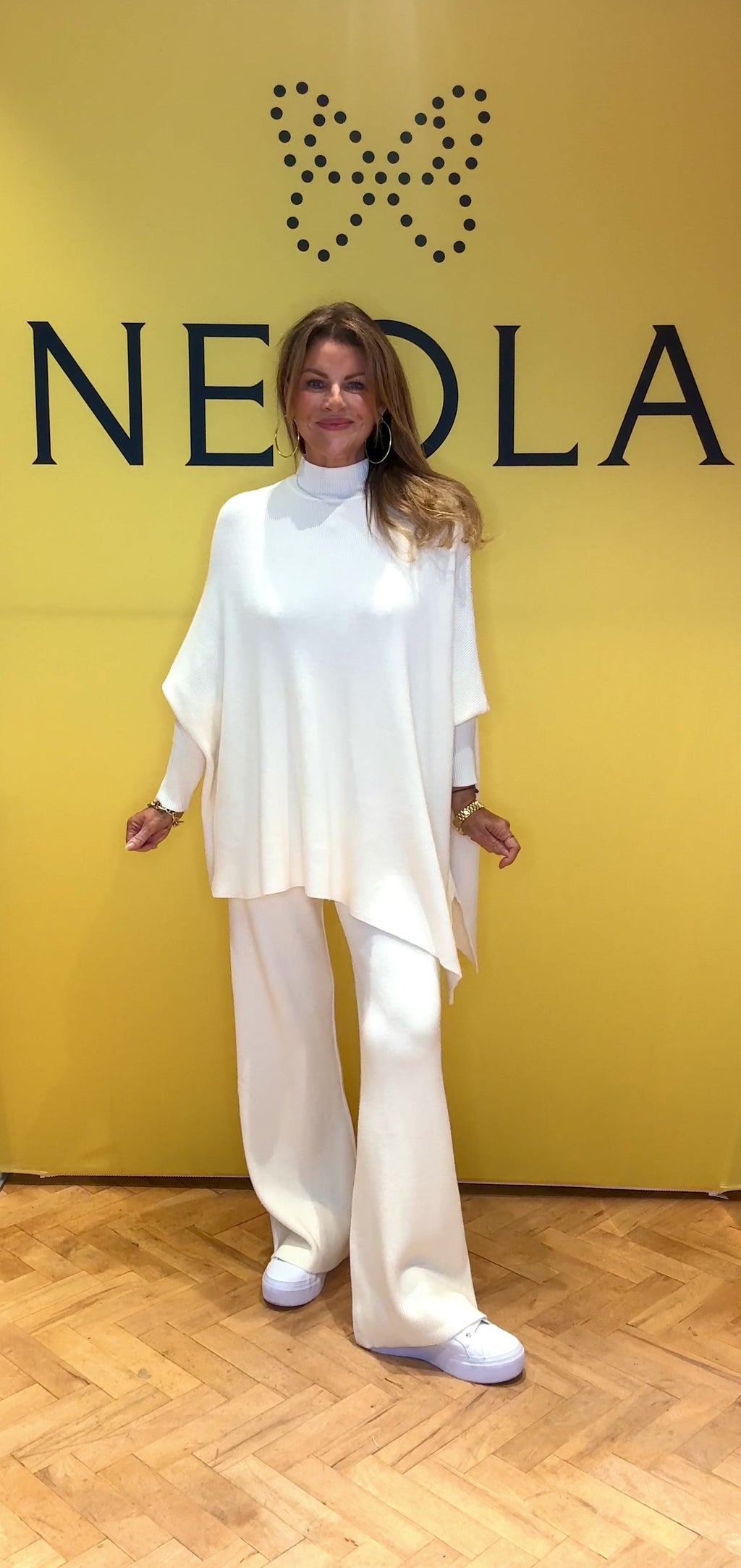 Rebecca - Two Piece Knit Suit Cream