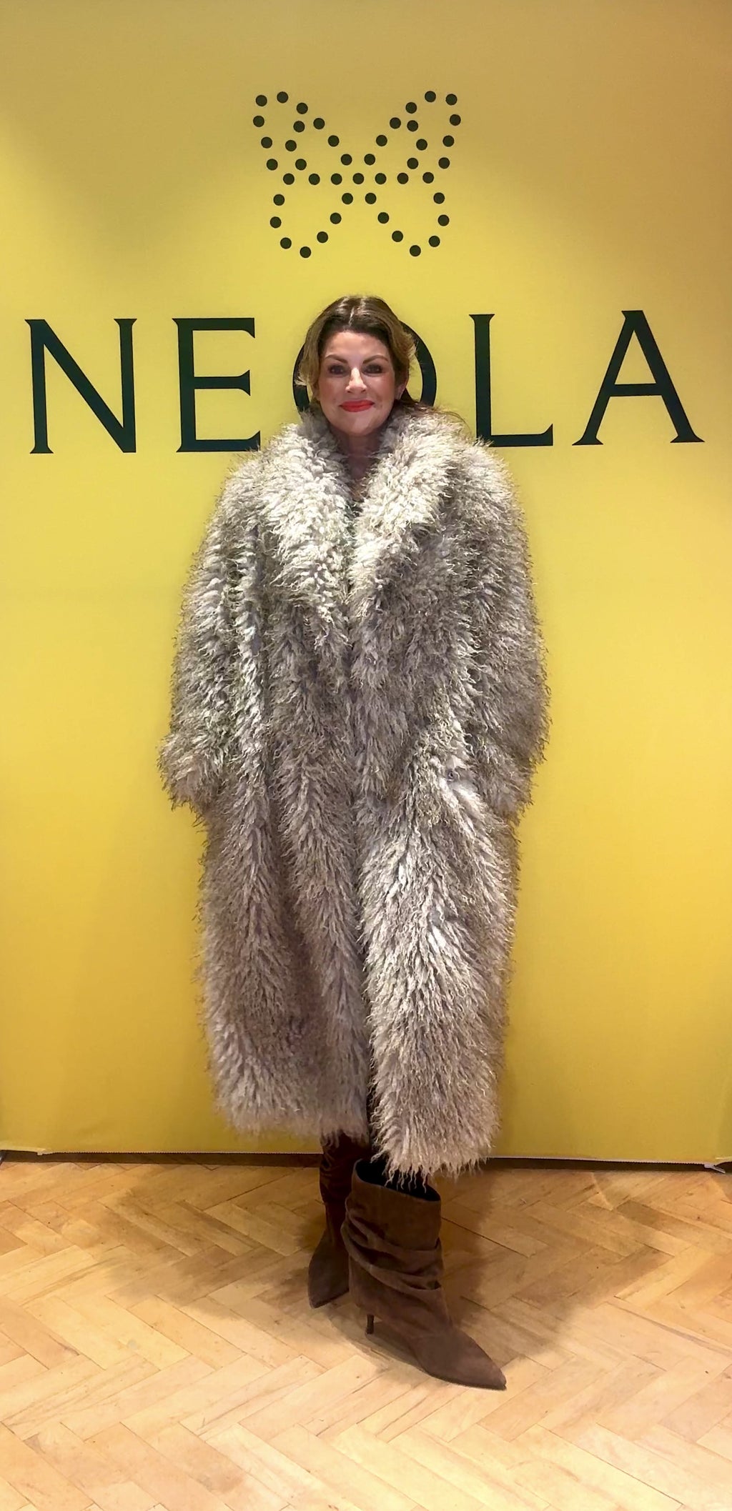 Maddie- Fur Long Coat - Beige/Brown