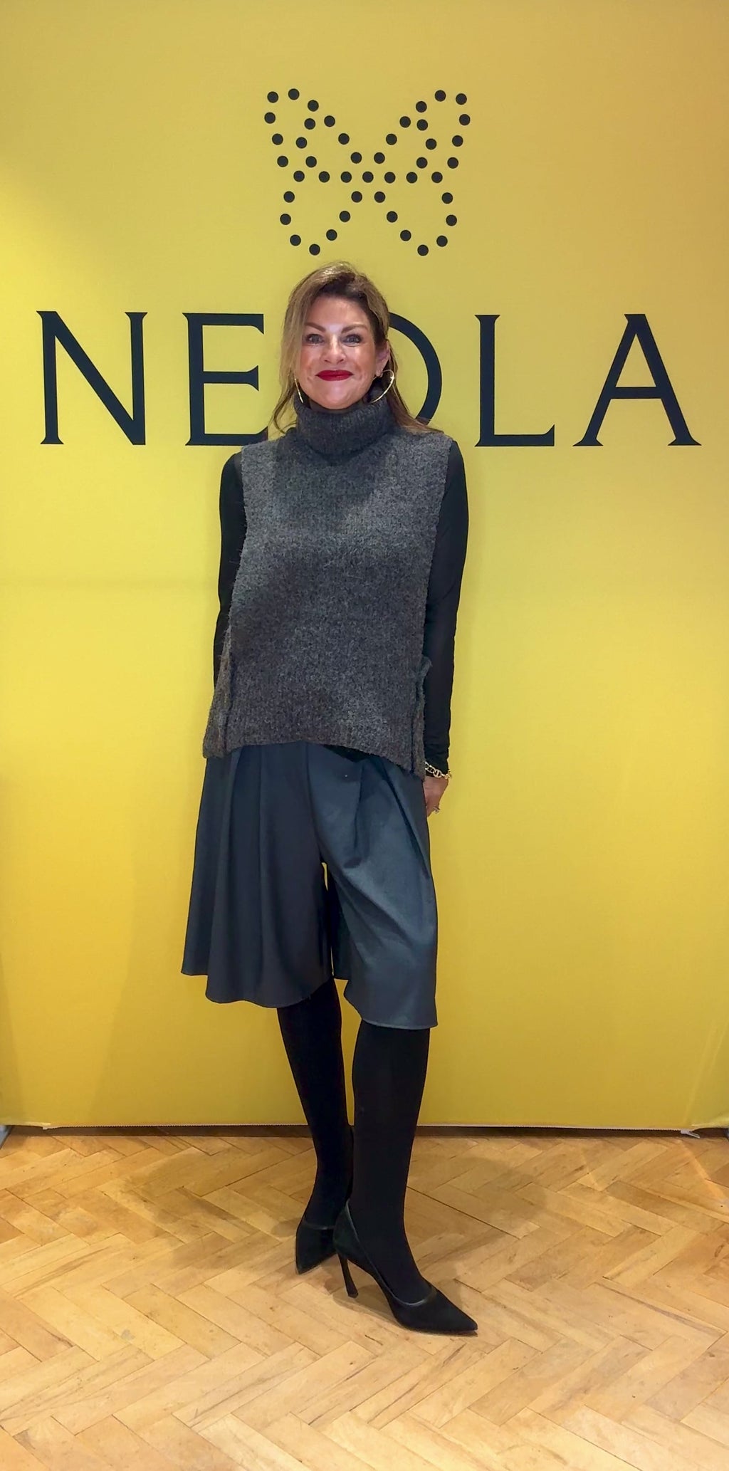 Nu Agnes Buttoned Vest Knit 
